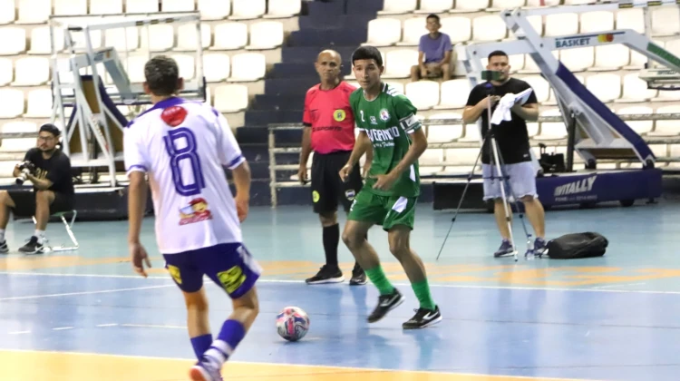 Com apoio de Eduardo Assis, Revelando para o Futuro brilha no Amazonense de Futsal Sub-20 - Foto: Emanuel Mendes Siqueira