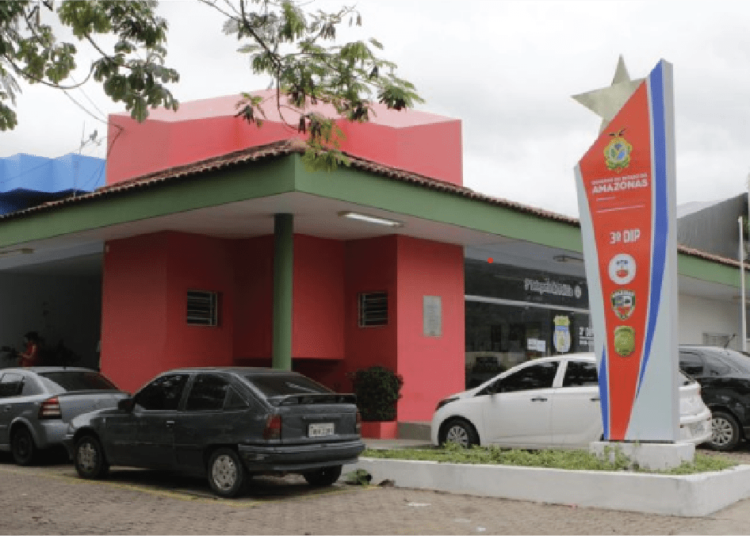 Polícia Civil prende mulher em flagrante por estelionato, receptação e organização criminosa – Polícia Civil do AM