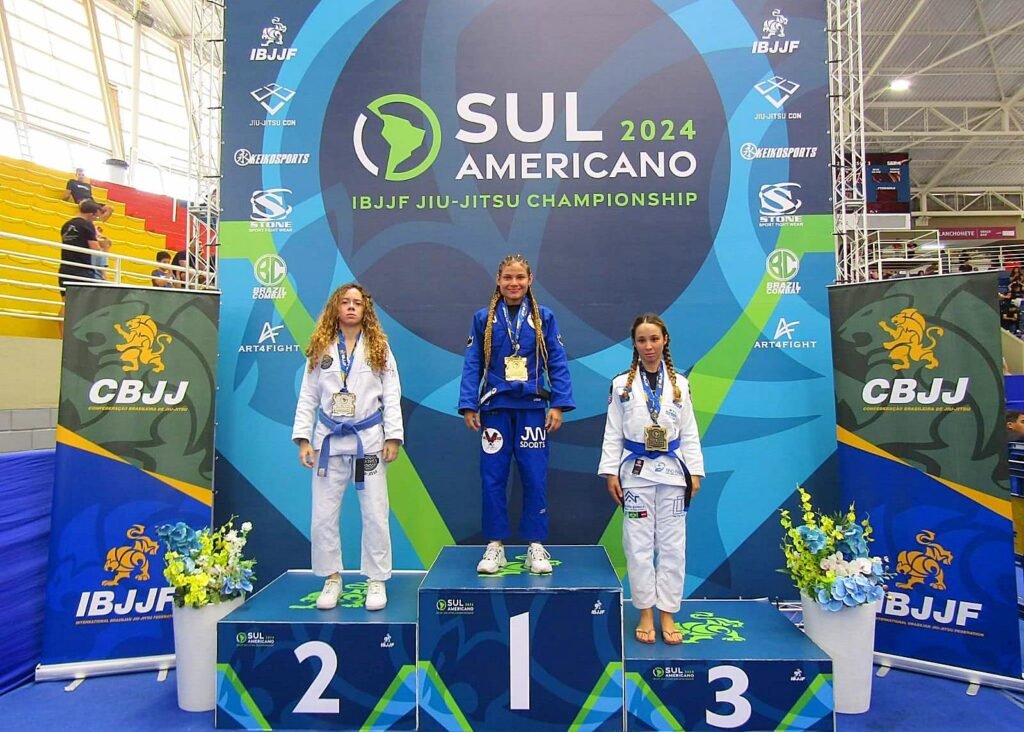 Fotos: IBJJF (pódio oficial) e Caio Reis