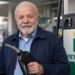 Lula zera imposto e subsidia diesel para conter alta do petróleo