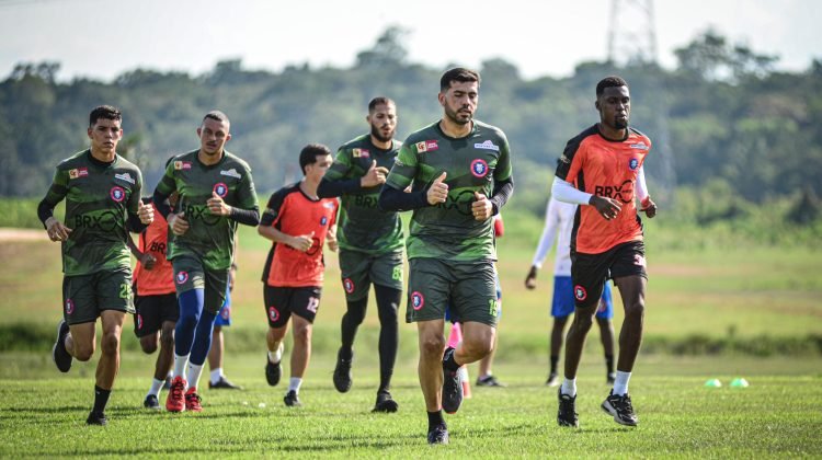 Fotos do primeiro treino: Chicão Marques