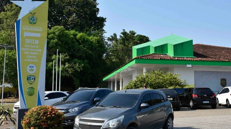 Em Manaus, Polícia Civil prende homem por violar medida protetiva e ameaçar a ex-companheira